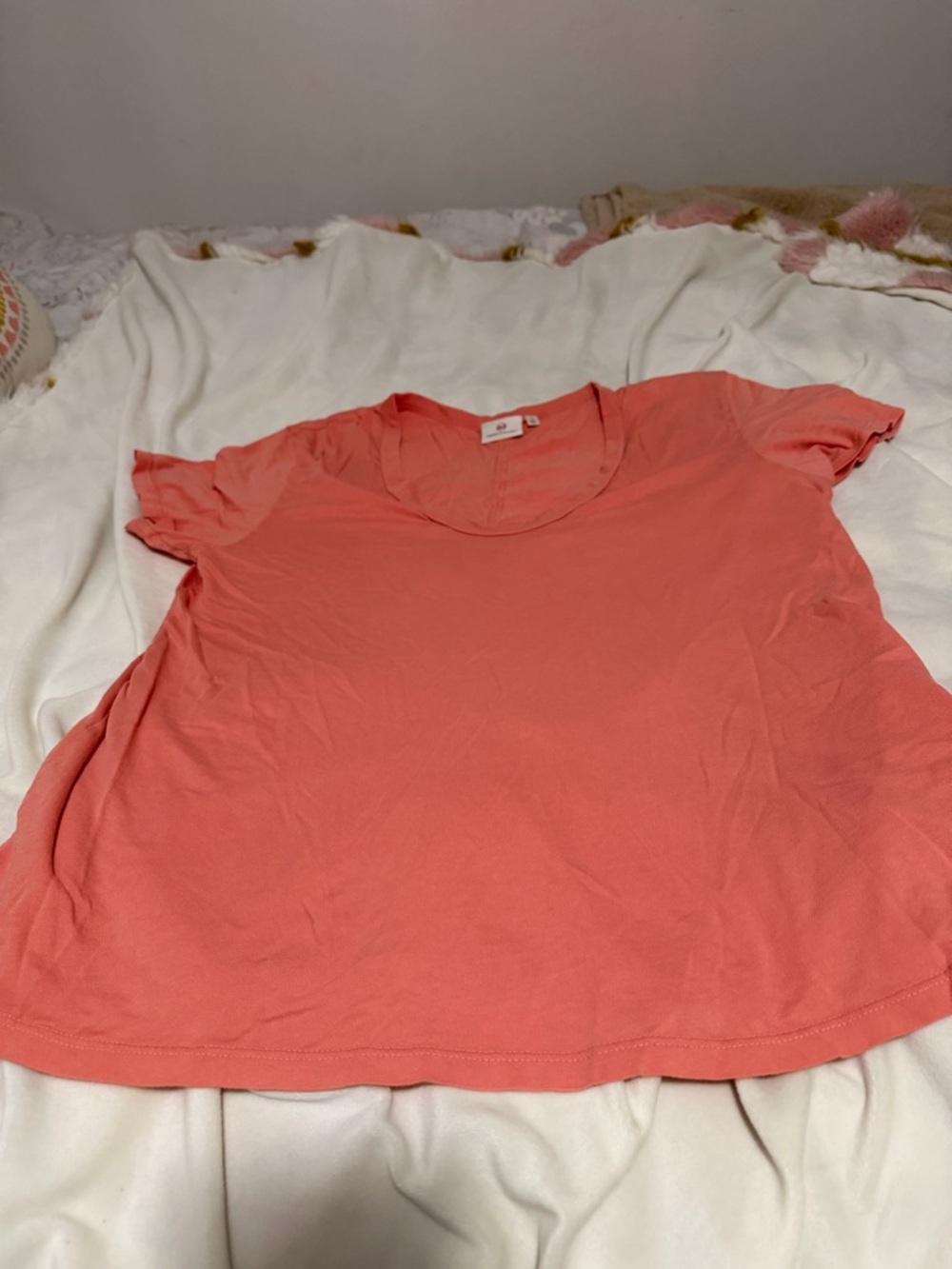AG Adriano Goldschmied Coral V-Neck Tee Women’s Large